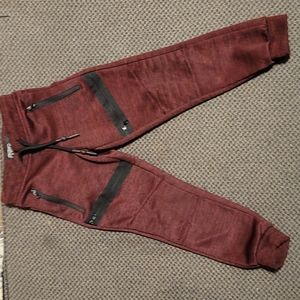Zero Nineteen boy joggers size 4